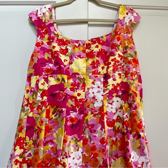 Dressbarn Bright Floral Sleeveless Zip Back Lined Woman's Knee Length Dress - Picture 8 of 12